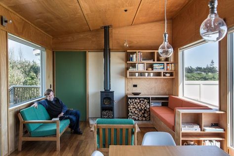 Plywood Interior, Plywood Walls, Casa Container, Wooden Floors, Tiny House Interior, Design Del Prodotto, A Living Room, Window Seat, Small Living