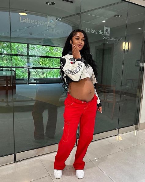 Pregnant Baddie Outfits, Baddie Pregnant, Baddie Pregnancy Outfits, Pregnant Baddie, Pregnant Black Women, Pregnacy Fashion, Pregnant Women Fashion, Fall Maternity Outfits, Pregnant Outfit