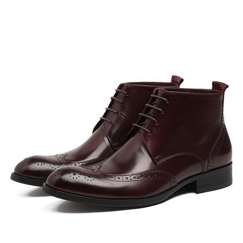 Buy Chelsea Boots - Men's Shoes at LeStyleParfait.Com.😍 ----------------------------------------- #shoes #boots #ankle #men #mens #man #brogue #fashion Chelsea Boots Leather, Mens Boots Online, Mens Dress Boots, Chelsea Boots Mens, Brogues Men, Mens Winter Boots, Mens Shoes Black, Leather Carving, Mens Boots Fashion