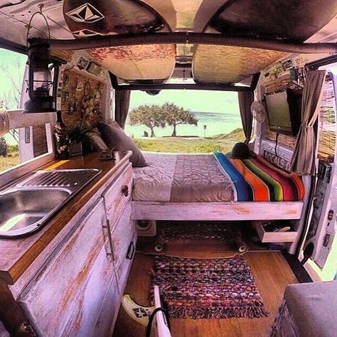 Amazing interior vancrush Repost from@hoboarchitect vanlife vanlifediaries campervan homeiswhereyouparkit Kombi Motorhome, T3 Vw, Vintage Camper Remodel, Kombi Home, Combi Vw, Campervan Interior, Bus Life, Camper Makeover, Van Home