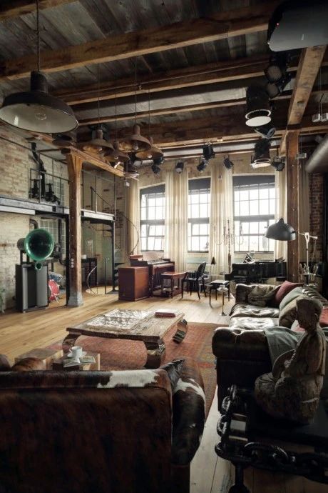 Midlife Crisis Loft by Lev Lugovskoy | HomeAdore HomeAdore Living Room Ideas For Men, Loft Apartment Industrial, Eclectic Loft, Warehouse Living, Warehouse Loft, Garage Design Interior, Loft Furniture, Industrial Style Decor, Loft Ideas