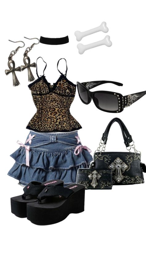 Victorian Girl Dress, Y2k Emo Grunge, Mcbling Fashion, Trashy Outfits, Outfits 2000s, Grunge 2000s, 2000s Clothes, 2000 Fashion, Y2k Emo