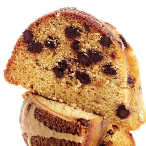 Espresso Glaze, Best Pound Cake Recipe, Chocolate Chip Pound Cake, Fall Baking Recipes, Basic Cake, Chocolate Chip Cake, Rich Chocolate Cake, Pound Cakes, Bundt Cakes Recipes