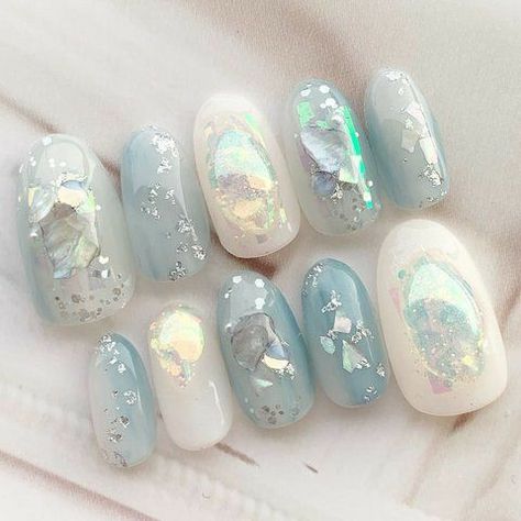 Manicure 2022, V And Jin, Japanese Nail Design, Nail Summer, Korean Nail Art, Asian Nails, Floral Nail Designs, Beauty Nails Design, Japanese Nail Art