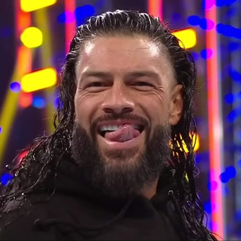 Roman Reigns Pfp, Roman Reigns Selfie, Roman Reigns Cute, Roman Reigns Memes, Roman Range, Wrestling Wallpapers, Roman Reigns Wrestlemania, Reign Hairstyles, Roman Reigns Tattoo