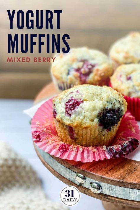 Frozen Berry Muffins, Raspberry Oatmeal Muffins, Mixed Berry Muffins, Greek Yogurt Muffins, Raspberry Oatmeal, Fruit Muffins, Berry Yogurt, Yogurt Muffins, Easy Sweets