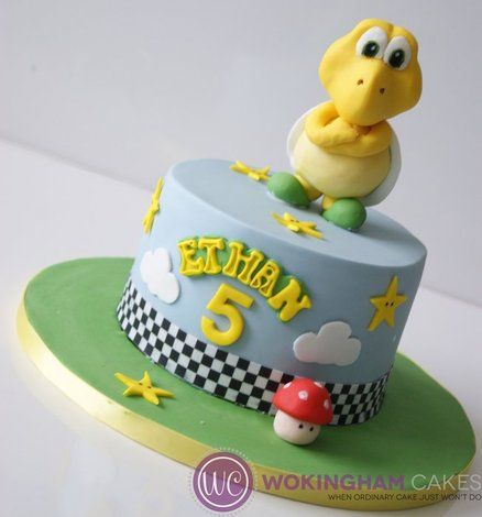 Koopa Troopa Cake - by fiso @ CakesDecor.com - cake decorating website Koopa Troopa, Super Mario Cake, Movie Cakes, Mario Cake, Mario Bros Birthday, Super Mario Party, Fondant Decorations, Mario Party, Cake Cake