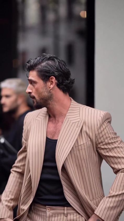 Date Outfit Ideas, Milan Fashion Week Men, Long Hair Beard, Classy Hairstyles, Michele Morrone, Wavy Hair Men, Fashion Basics, Men Haircut Styles, Date Outfit