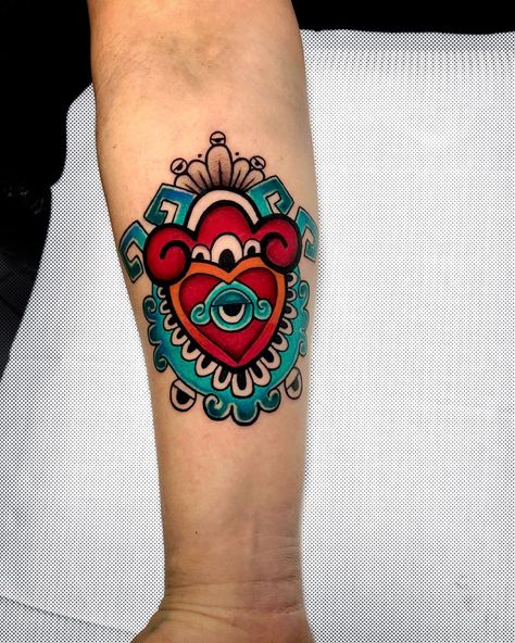 Vintage Mexican Tattoo, Traditional Tattoos Mexican, Aztec Flower Tattoo, Alebrije Tattoo, Talavera Tattoo, Mexican Traditional Tattoo, Human Heart Tattoo, Trippy Tattoo Ideas, Azteca Tattoo