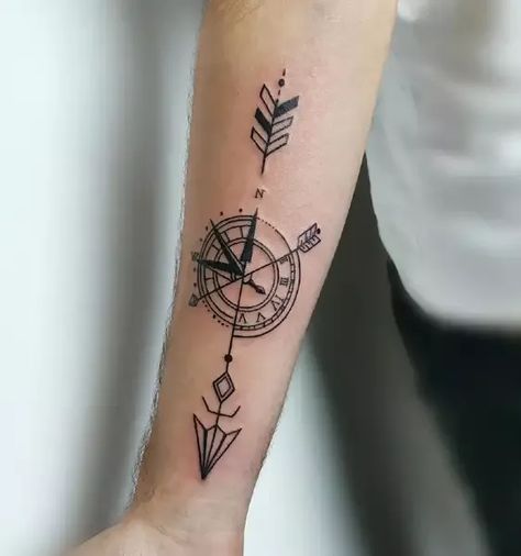 20 Stylish Arrow Tattoo Designs for Modern Look! #tattoo #tattooideasformomswithkids #tattooideas #tattooinspiration #tattoominimalist . Go for more info 👉 https://www.theworldaccordingtome.org/body-art/?-tattooinspiration Owl Forearm Tattoo, Mens Arrow Tattoo, Arrow Forearm Tattoo, Heart Arrow Tattoo, Meaning Of Arrow Tattoo, Tree Tattoo Forearm, Forearm Tattoo Ideas, Small Arrow Tattoos, Arrow Tattoo Design