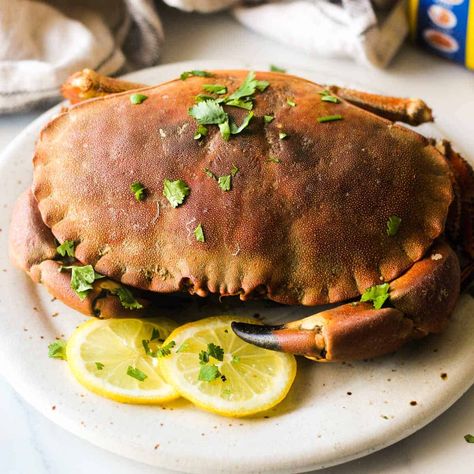 Steamed rock crab Rock Crab, How To Make Rocks, Crab Recipe, Using A Pressure Cooker, Crab Recipes, Sauteed Veggies, Grilled Corn, Favorite Side Dish, Spicy Sauce