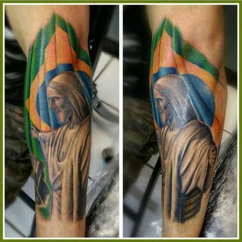 Christ the Redeemer tattoo Redeemer Tattoo, Christ The Redeemer Tattoo, Brazil Tattoo Ideas, Brazil Tattoo, Brasil Art, Maria Tattoo, Tattoo Homme, Boston Tattoo, Music Tattoo Sleeves