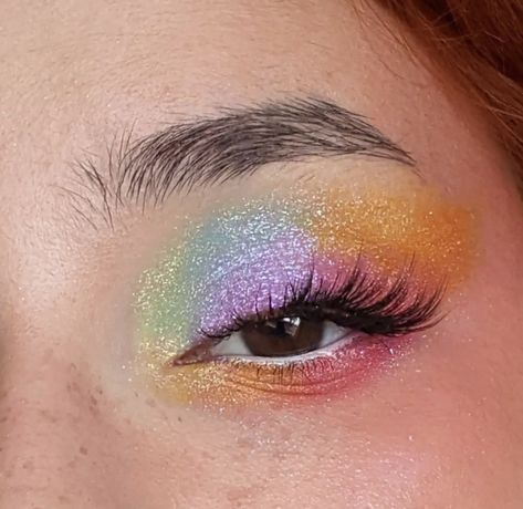 Pride Blush Makeup, Rainbow Makeup Looks Easy, Subtle Fun Makeup, Simple Rainbow Makeup, Pride Inspired Makeup, Pride Makeup Ideas Simple, Rainbow Eyeshadow Looks, Pride Eye Makeup, Colourful Eyeshadow Looks