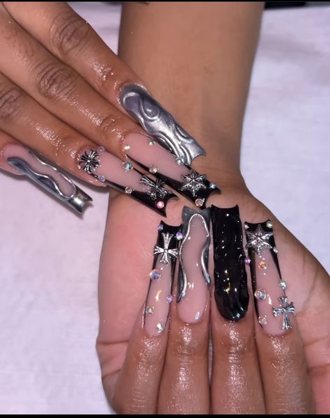 Quotes About Climate, Summer Nails Black, Summer Nails Black Women, Nails Black Women, Rock Star Nails, Black Chrome Nails, Xl Nails, Ombre Acrylic Nails, Colored Acrylic Nails