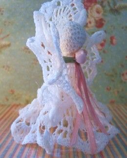 Free Crochet Pattern: Victorian Vintage Angel Christmas Ornament Crochet Angel Pattern, Crochet Ornament Patterns, Crochet Angels, Crochet Angel, Christmas Angel Ornaments, Crochet Xmas, Crochet Christmas Decorations, Crochet Ornaments, Vintage Angel