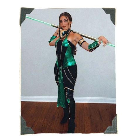 Mortal Kombat Halloween Costume, Mortal Kombat Costume, Bob Ross Costume, Trending Halloween Costumes, Baby Yoda Costume, Mortal Kombat Costumes, Jade Mortal Kombat, Elvis Costume, Clueless Costume