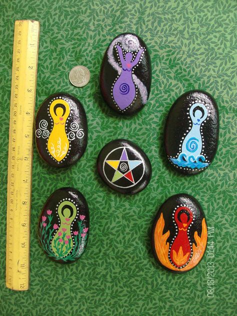 Pentagram Elements, Elements Altar, Elemental Goddess, Wiccan Crafts, Pagan Crafts, Pagan Art, Creation Art, Witchy Crafts, Spirit Dolls