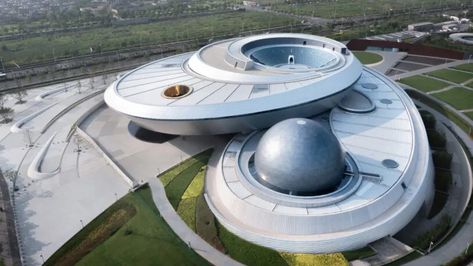 China’s new astronomy museum is a compelling look at the cosmos—and a reminder of the country’s imperialist eye toward space. Astronomy Museum, مركز ثقافي, New Architecture, Santiago Calatrava, New York Studio, Reflecting Pool, Social Housing, New Museum, Chinese Architecture