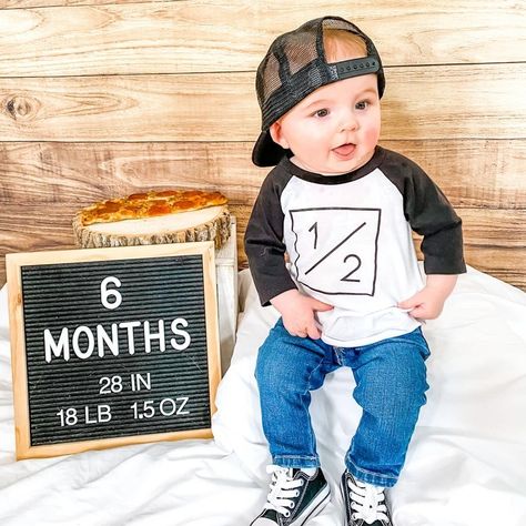 Half Birthday Theme, 2 Birthday Photoshoot, Half Birthday Shirt, 6 Month Baby Picture Ideas Boy, Boy Birthday Pictures, 6 Month Baby Picture Ideas, Boy Photo Shoot, Boys First Birthday Party Ideas, Boys 1st Birthday Party Ideas