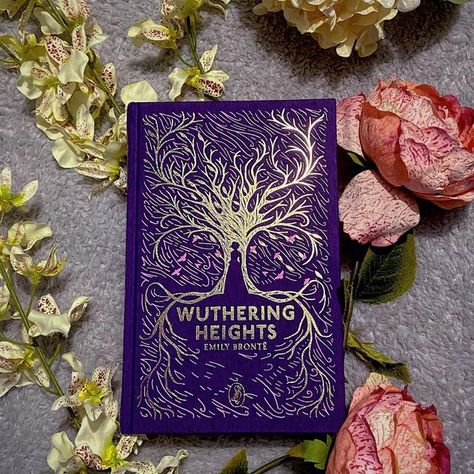 Withering Heights Book, Withering Heights Aesthetic, Penguin Clothbound Classics, Purple Books, Unread Books, Wuthering Heights, Inspirational Books To Read, Favorite Novels, Book Community