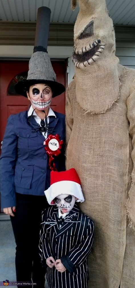 Nightmare Before Christmas Family Costume, Nightmare Before Christmas Costume, 2015 Halloween Costumes, Homemade Costume, Costume Works, Nightmare Before Christmas Halloween, Halloween Costume Contest, Halloween 2015, Family Costumes