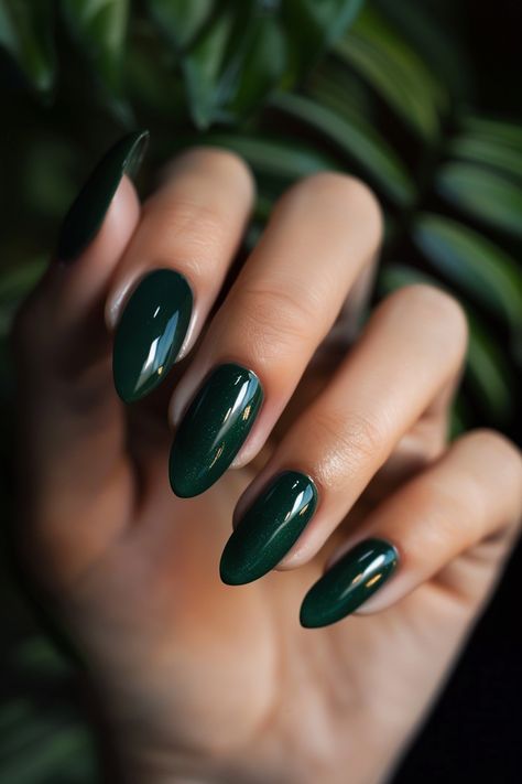 Go Elegant With These 90+ Dark Green Nails | Nail Art Haven Claw Shape Acrylic Nails, Dark Green Pointy Nails, Hunter Green Almond Nails, Green Ombre Dip Nails, Viridian Green Nails, December Nail Ideas Green, Nail Inspo Emerald Green, Chrome Dark Green Nails, Green Nails Sns