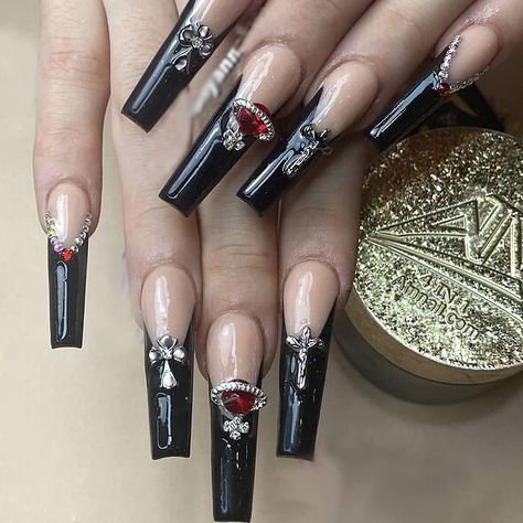 Ongles Goth, Ballerina Acrylic Nails, Ballerina Coffin, Planet Nails, Black Ballerina, Goth Nails, Flower Nail Designs, French Tip Acrylic Nails, Coffin Press On Nails