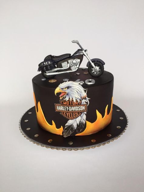 Harley Davidson birthday cake by Layla A Cake Mens Birthday, Mens Birthday Cake, Motorcycle Birthday Cakes, 40th Birthday Cakes For Men, Motorbike Cake, Harley Davidson Cake, Harley Davidson Birthday, Motorcycle Cake, Motorcycle Birthday