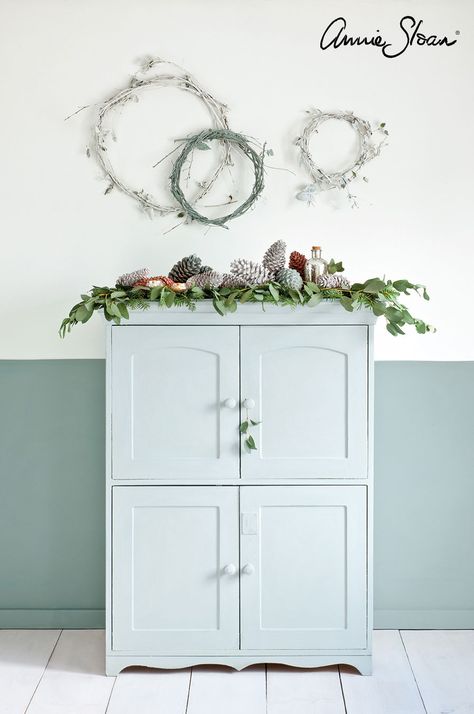 Minimal Scandinavian Forest Cabinet Duck Egg Blue Wall, Annie Sloan Duck Egg Blue, Annie Sloan Colors, White Wall Paint, Blue Painted Walls, Swedish Interiors, Chalk Paint Wax, Blue Chalk Paint, Scandi Christmas