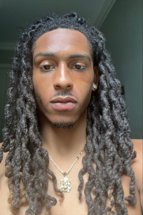 Thick Dreads, Mens Dreadlock Styles, Mens Dreads, Guys Grooming, Dyed Hair Men, Cornrow Hairstyles For Men, Long Dreads, Cute Dreads, Dreadlock Hairstyles For Men