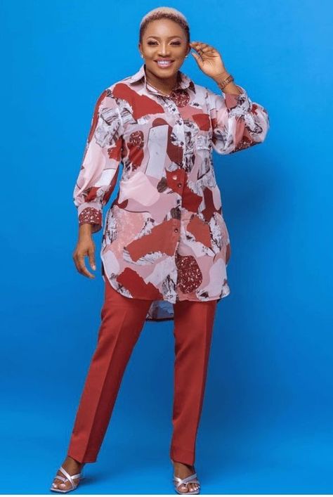 Two Piece Trouser And Top, Trouser And Top For Ladies, Two Pieces Outfits, Female Pants, Pieces Outfits, Stylish Naija, Pant Suits For Women, New Look Fashion, Ladies Pants