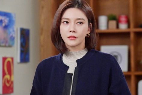 [Photos] New Stills Added for the #kdrama "Elegant Mother and Daughter" Kim Myung Soo, Korean Entertainment, Mother And Daughter, Korean Drama, Entertainment News, Kdrama, Drama, Entertainment, Pure Products