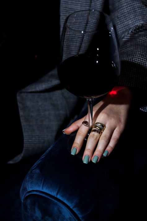 Wine Photo Aesthetic, Sipping Wine Aesthetic, Wine Bar Aesthetic Dark, Wine Shop Photography, Moody Wine Bar, Wine Astethic, Wine Aesthetic Dark, Wine Influencer, Lounge Aesthetic