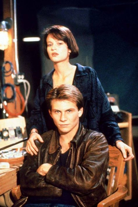 Samantha Mathis, Pump Up The Volume, Christian Slater