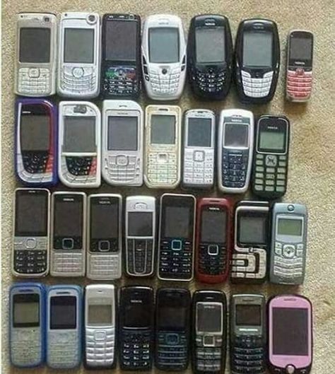 Old but Gold Nokia Old Coins For Sale, Childhood Memories Art, Old Cell Phones, Old But Gold, Nokia Phone, History Facts Interesting, General Knowledge Book, General Knowledge Facts, Old Phone