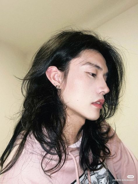 Man With Long Hair Side Profile, Asian Guy Side Profile, Male Hair Reference Long, Japanese Male Long Hair, Long Hair Man Reference, Asian Man Side Profile, Long Hair Men Reference, Long Hairstyles Guys, Long Hair Men Layers