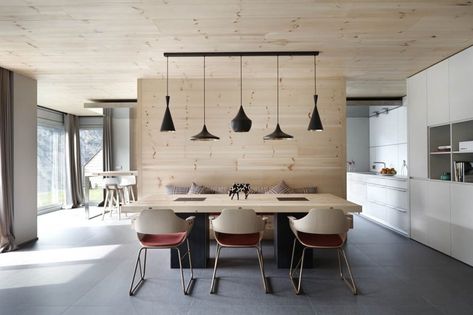 Contemporary home showcasing wood interiors in Andorra La Vella Chic Lamp, Retro Interior Design, Industrial Ceiling Lights, Chicken House, Dining Lighting, Tom Dixon, Wood Interiors, Ferm Living, Design Minimalista