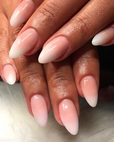 French Ideas Nails, Trendy Nails Almond Shape, Trendy Nails Almond, Nails Design Almond, French Fade Nails, Nails Almond Shape, French Fade, Gel Nails French, Almond Nail Art