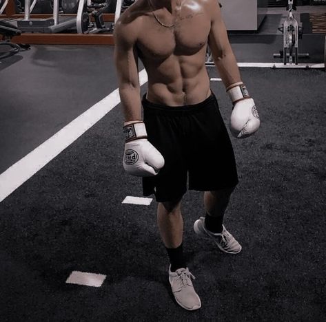 Male Boxing Aesthetic, Gym Boy Aesthetic, Hayden Jones, God Of Pain, Boxer Aesthetic, Male Boxers, Camorra Chronicles, Gym Boy, Character Inspiration Male