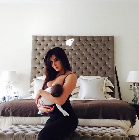 Jennifer Stano Breastfeeding Jennifer Stano, Mommy Baby, Single Photo, Black Love Art, Mother And Father, Black Love, Mommy And Me, Kids And Parenting, Mom And Dad