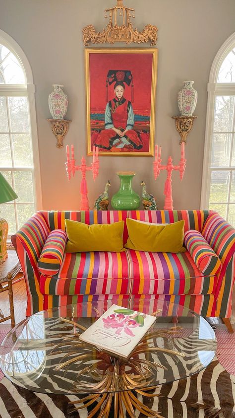 Orchid Interior Design, Orchid Interior, Colourful Living Room Decor, Quirky Decor, Colourful Living Room, Maximalist Decor, Interiors Design, Decor Home Living Room, Eclectic Home