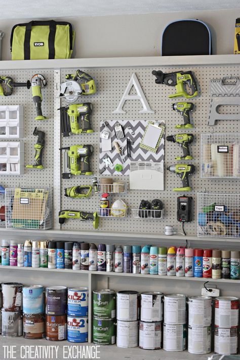 DIY Garage pegboard for tools, spray paint and supplies. Only need 5.5 inches for depth. {The Creativity Exchange} Shed Organisation, Workshop Organisation, Garage Inspiration, Pegboard Garage, Outdoor Garage, Pegboard Storage, Garage Organization Tips, Pegboard Organization, Diy Organizer