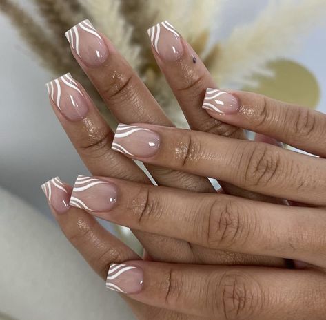 White Nails With Gold, Overlay Nails, Natural Acrylic Nails, Natural Nail Designs, The Audacity, Super Cute Nails, Girly Acrylic Nails, Basic Nails, Short Square Acrylic Nails