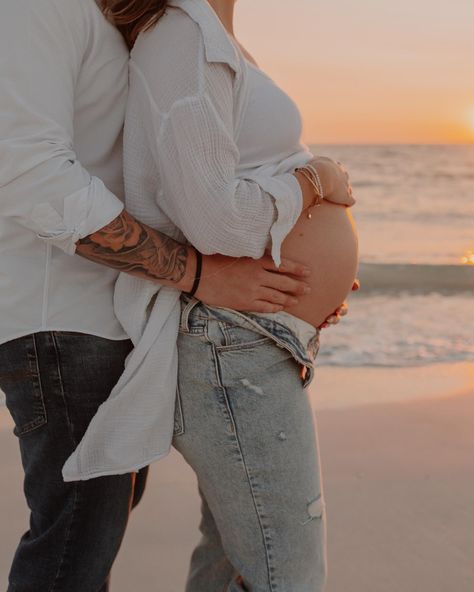 Little loves and baby bumps 🥺🥺 • • • • • • #candidfamily #familyphotography #familyphotographer #familybeachphotos #lifestylephotography #sarasotaflorida #sarasotaphotographer #longboatkey #longboatkeyresort #annamariaisland #annamariaislandphotographer #childhoodeveryday #candidchildhood #familymoments #maternityphotography #sarasotamaternityphotographer #unscriptedposingapp #dirtybootsandmessyhair Pool Maternity Shoot, Calvin Klein Maternity Shoot, Beach Announcement, Pregnancy Video, Maternity Shoot Beach, Beach Maternity Shoot, Beach Maternity Pictures, Diy Maternity Photos, Maternity Photography Beach