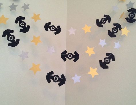 STAR WARS Inspired Birthday Party Decorations by ClassicBanners Star Wars Baby Shower Decorations, Star Wars Zimmer, Darth Vader Party, Decoracion Star Wars, Star Wars Baby Shower, Star Wars Theme Party, Diy Star, Star Wars Room, Star Wars Decor