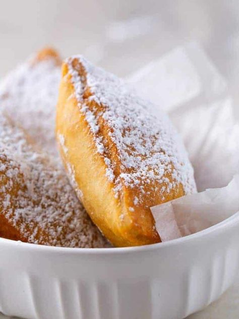 Gluten-Free Beignets Recipe (Just Like Disney World!) - Gluten-Free Baking Gluten Free Beignets, Mardi Gras Recipe, How To Make Beignets, Beignet Recipe, Gluten Free Breads, Gf Baking, Gf Bread, Gf Desserts, Gluten Free Sweets