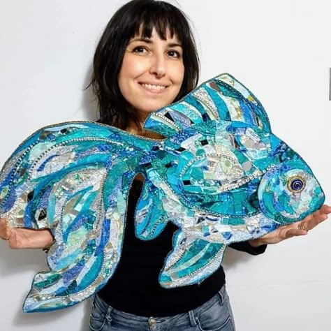 Mosaic 3d Art, Mosaic Fish Art, Mosaic Sea Life, Octopus Mosaic, Paper Mache Art Sculpture, Goldfish Art, Mosaic Art Diy, Mosaic Tile Designs, Paper Mosaic