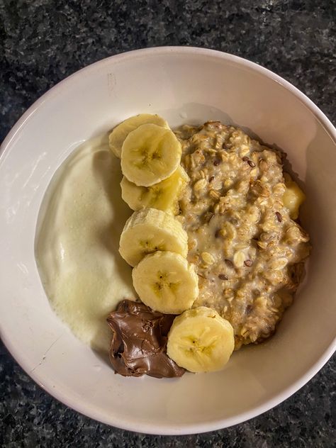 From my ig account ❣️ #breakfast #oatmeal #ideas #photography #pinterest #instagram #aesthetic Breakfast Ideas Oatmeal, Oatmeal Ideas, Breakfast Oatmeal, Ig Account, Healthy Oatmeal, Ideas Photography, Story Ideas, Instagram Story Ideas, Breakfast Ideas