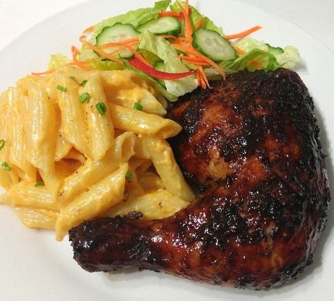 Honey Jerk Chicken, Stovetop Mac N Cheese, Jerk Chicken Recipe, Haitian Food Recipes, Baked Mac, Healthy Food Dishes, Jerk Chicken, Jamaican Recipes, Health Dinner Recipes