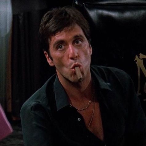 Scarface Nails, Tony Montana Icon, Gangsta Movies, Sigma Pfp, Bottom Nails, Pfp Unique, Scarface Quotes, Montana Aesthetic, Scarface Movie